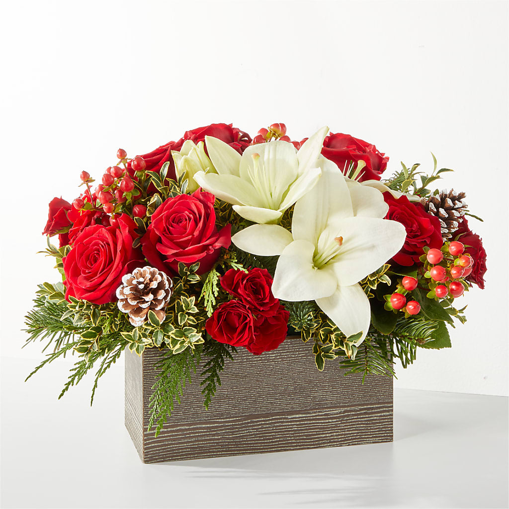 Snowy Wonderland Bouquet – Katarina Floral, Hackettstown NJ