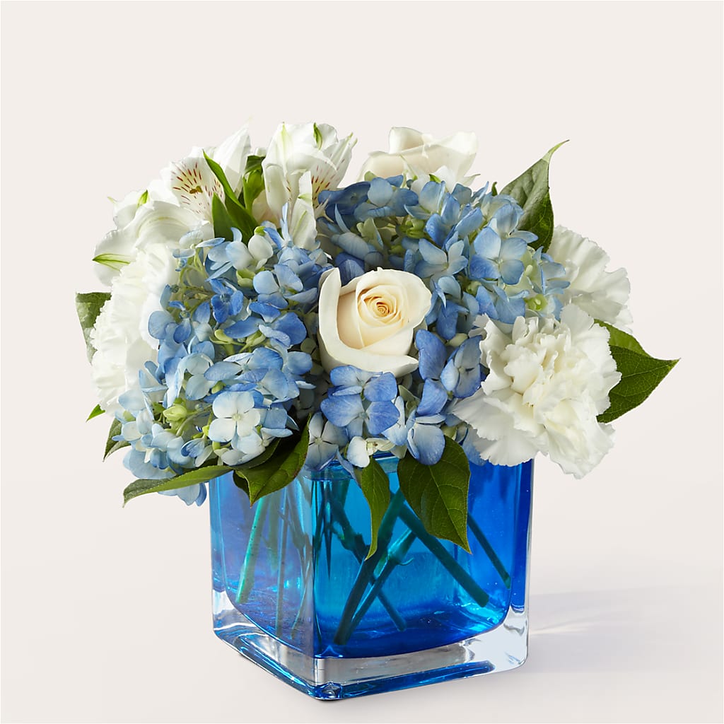 Soothing Waters Bouquet – Katarina Floral, Hackettstown NJ