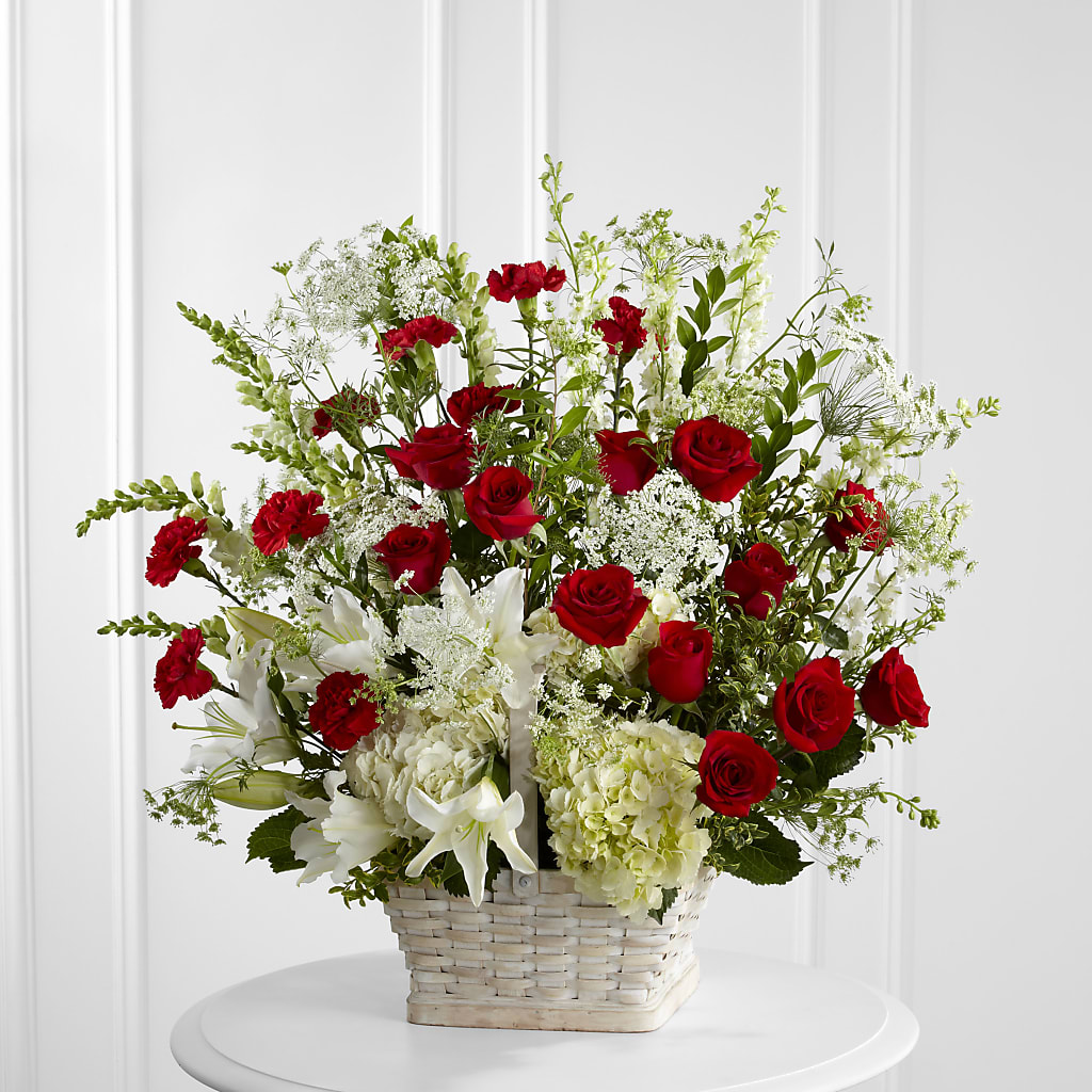 In Loving Memory Arrangement – Katarina Floral, Hackettstown NJ
