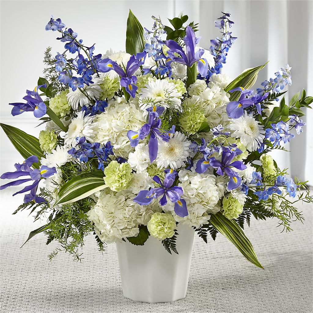 Soft Serenity Floor Basket – Katarina Floral, Hackettstown NJ