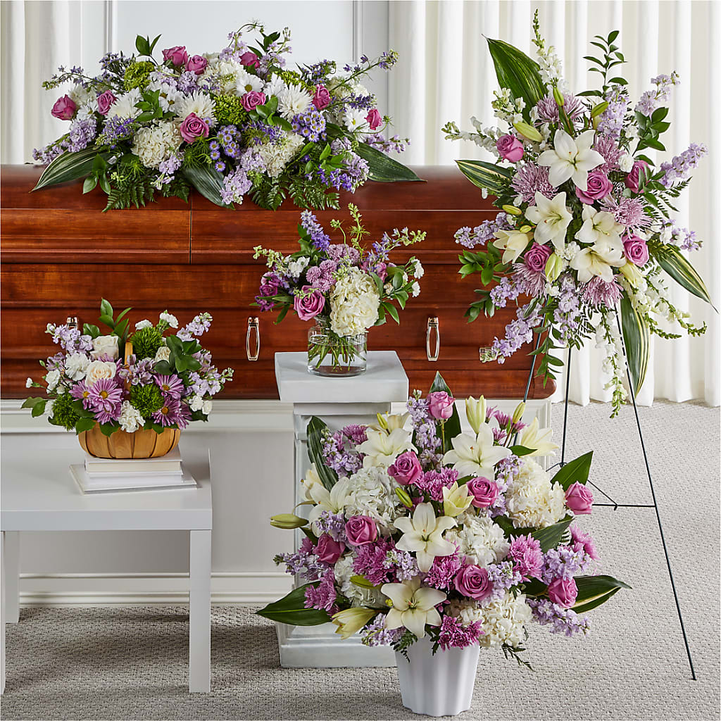 Tender Embrace Bundles – Katarina Floral, Hackettstown NJ