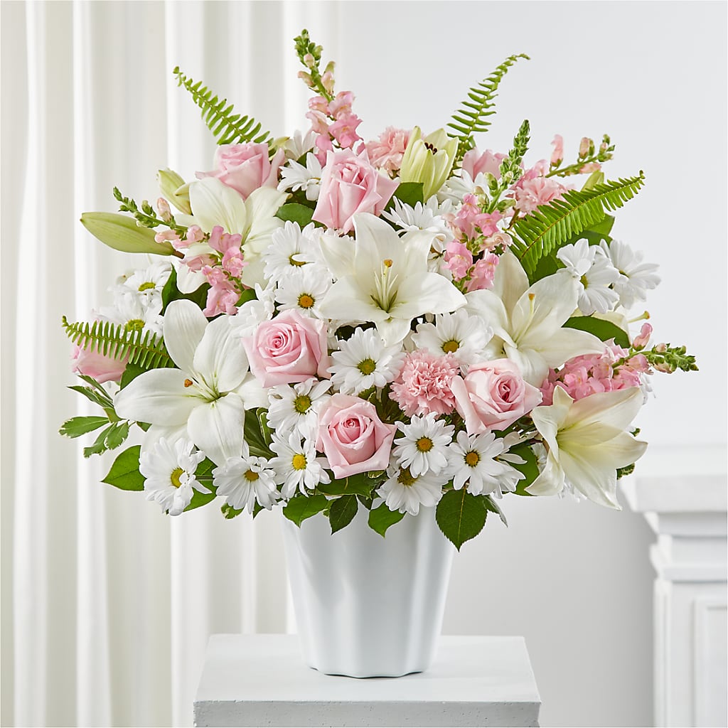 Soft Touch Tabletop Basket – Katarina Floral, Hackettstown NJ