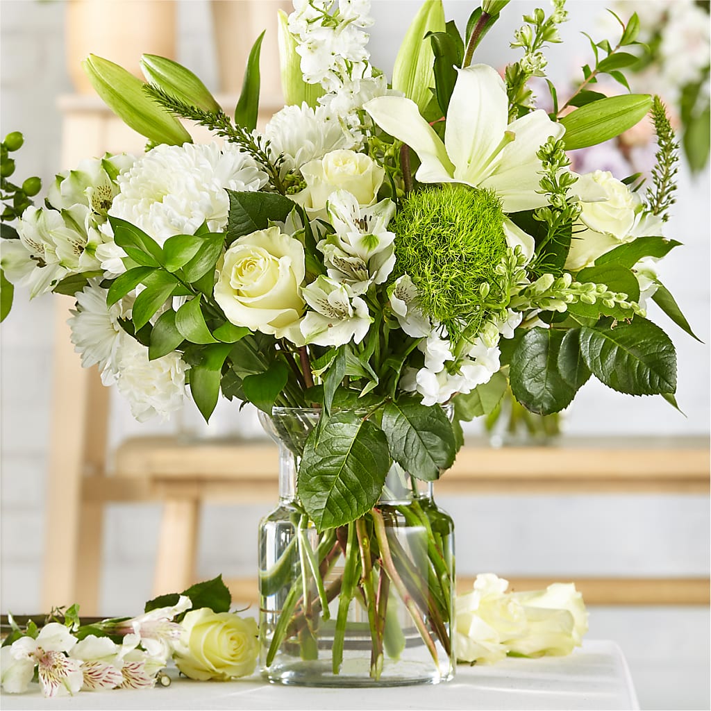Classic Ivory – A Florist Original – Katarina Floral, Hackettstown NJ