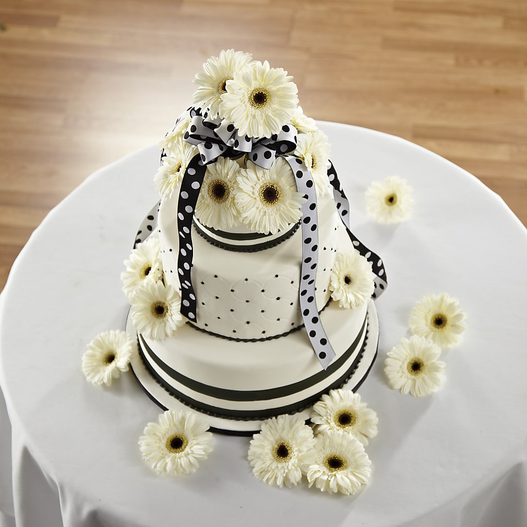 Simple Sophistication Cake Décor – Katarina Floral, Hackettstown NJ