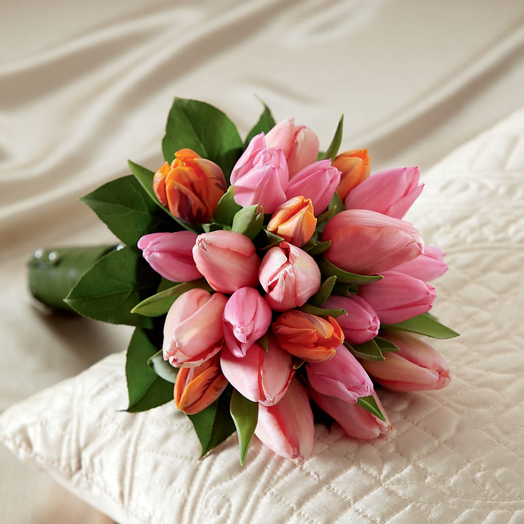 Embraceable Bouquet – Katarina Floral, Hackettstown NJ