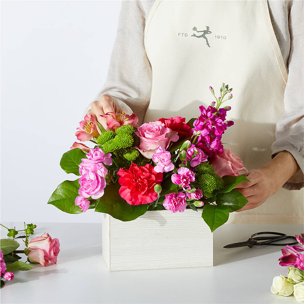 Sweetberry Box – A Florist Original –  Katarina Floral, Hackettstown NJ