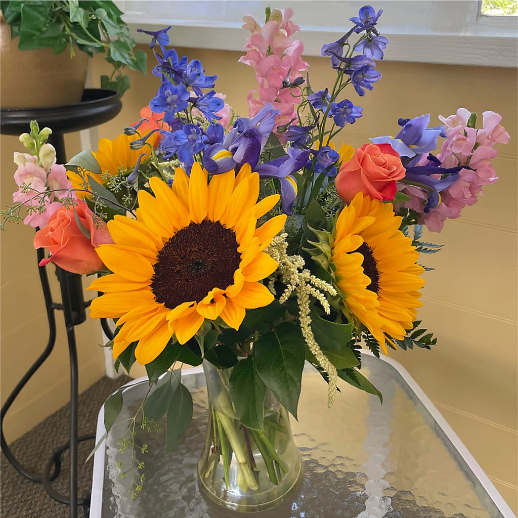 Rays of Life Bouquet –  Katarina Floral, Hackettstown NJ