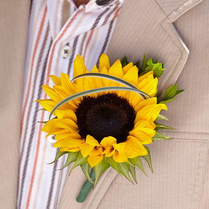 Free Spirit Boutonniere –  Katarina Floral, Hackettstown NJ